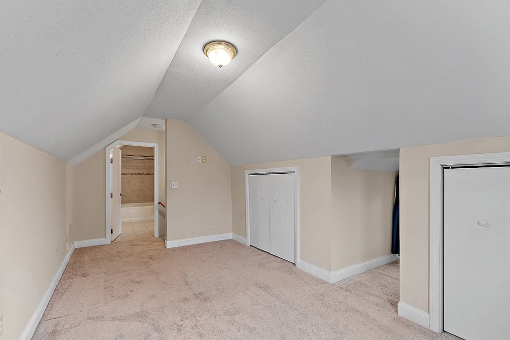 81 Surrey Road Springfield, MA 01118 - Photo 24 of 27