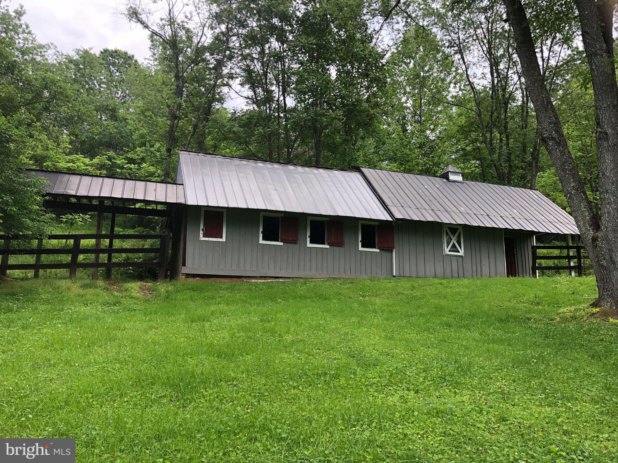 3131 Slate Mills Road Sperryville, VA 22740 - Photo 88 of 105 A different view of the barn and run-in shed