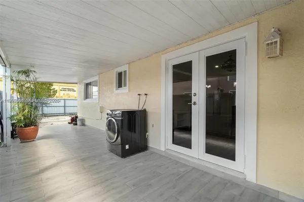 $3,500 | 330 West 74th Place, Unit 330, Hialeah, FL 33014