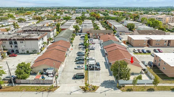 $3,500 | 330 West 74th Place, Unit 330, Hialeah, FL 33014