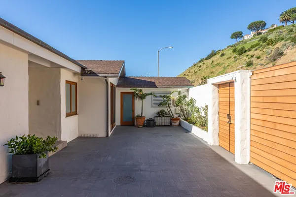 $60,000 | 23018 Pacific Coast Highway, Malibu, CA 90265