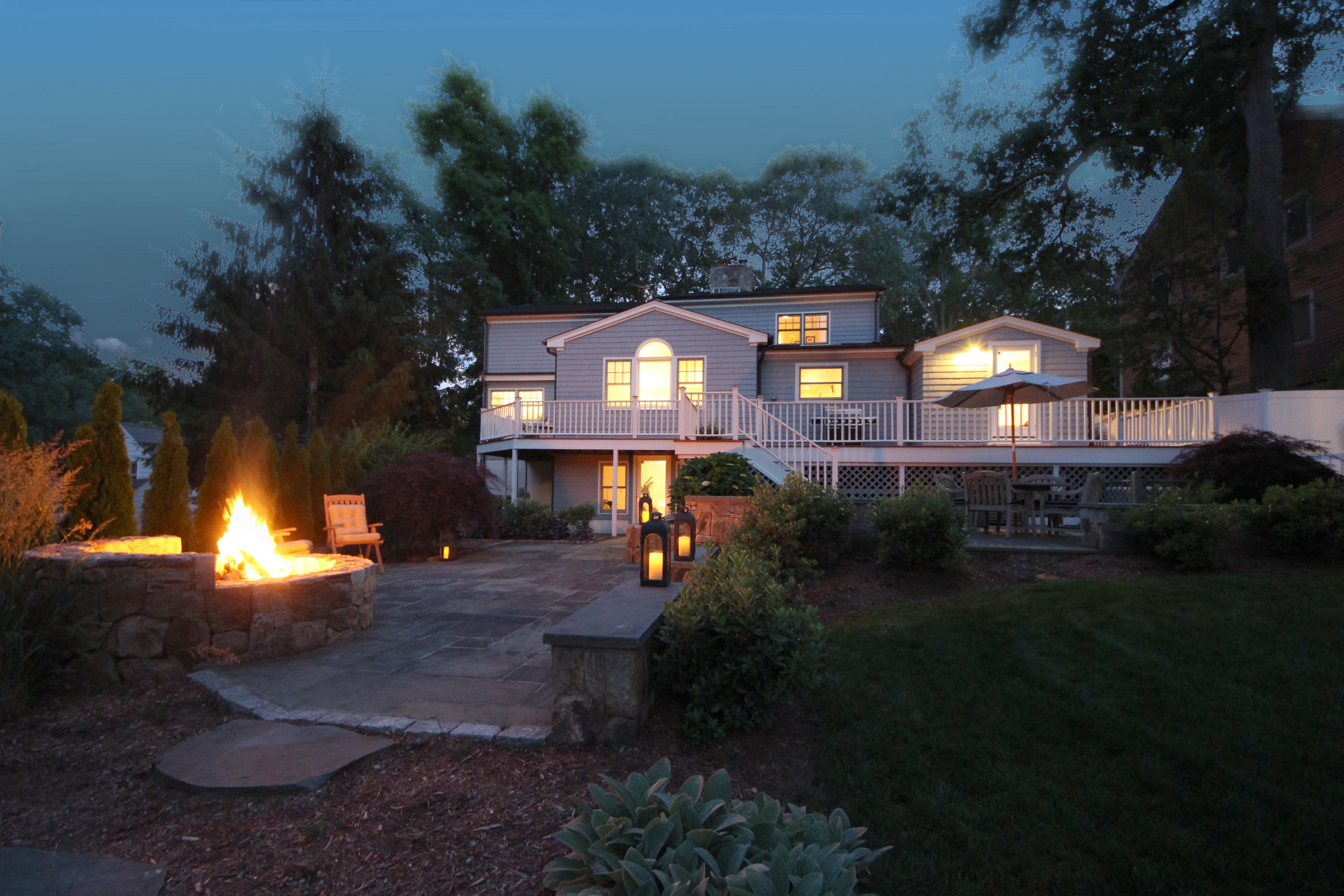 25 Ridgewood Road Norwalk, CT 06853 - Photo 2 of 37 a view of a yard in front of the house