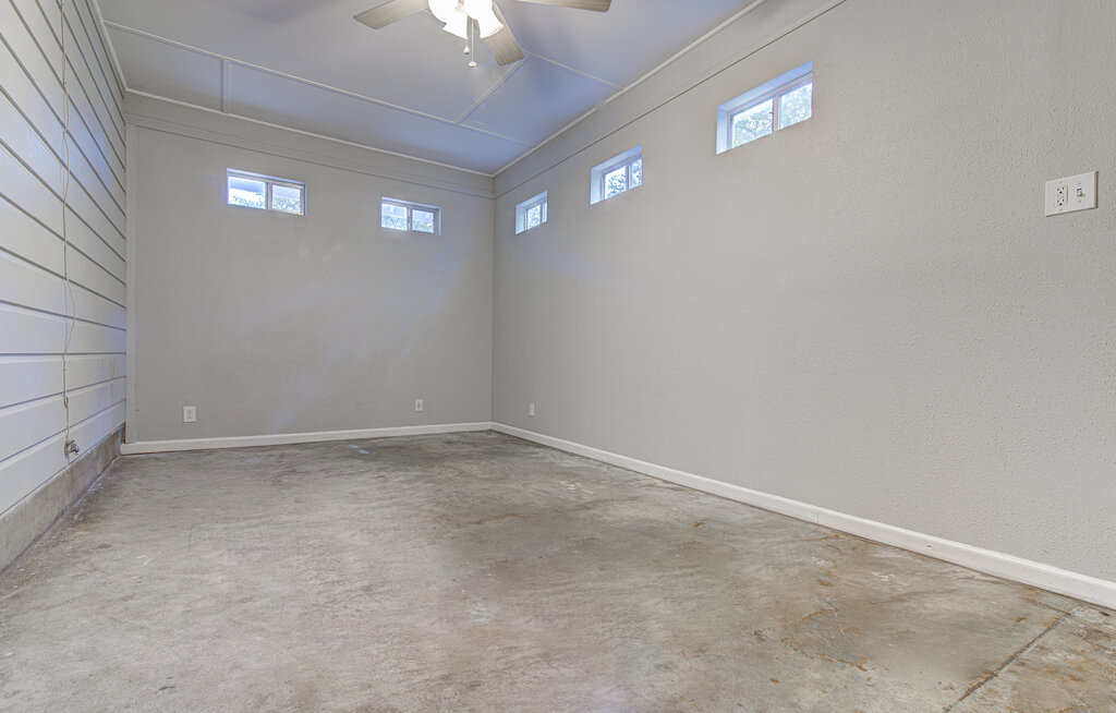 2709 Rae Dell Avenue Austin, TX 78704 - Photo 11 of 27