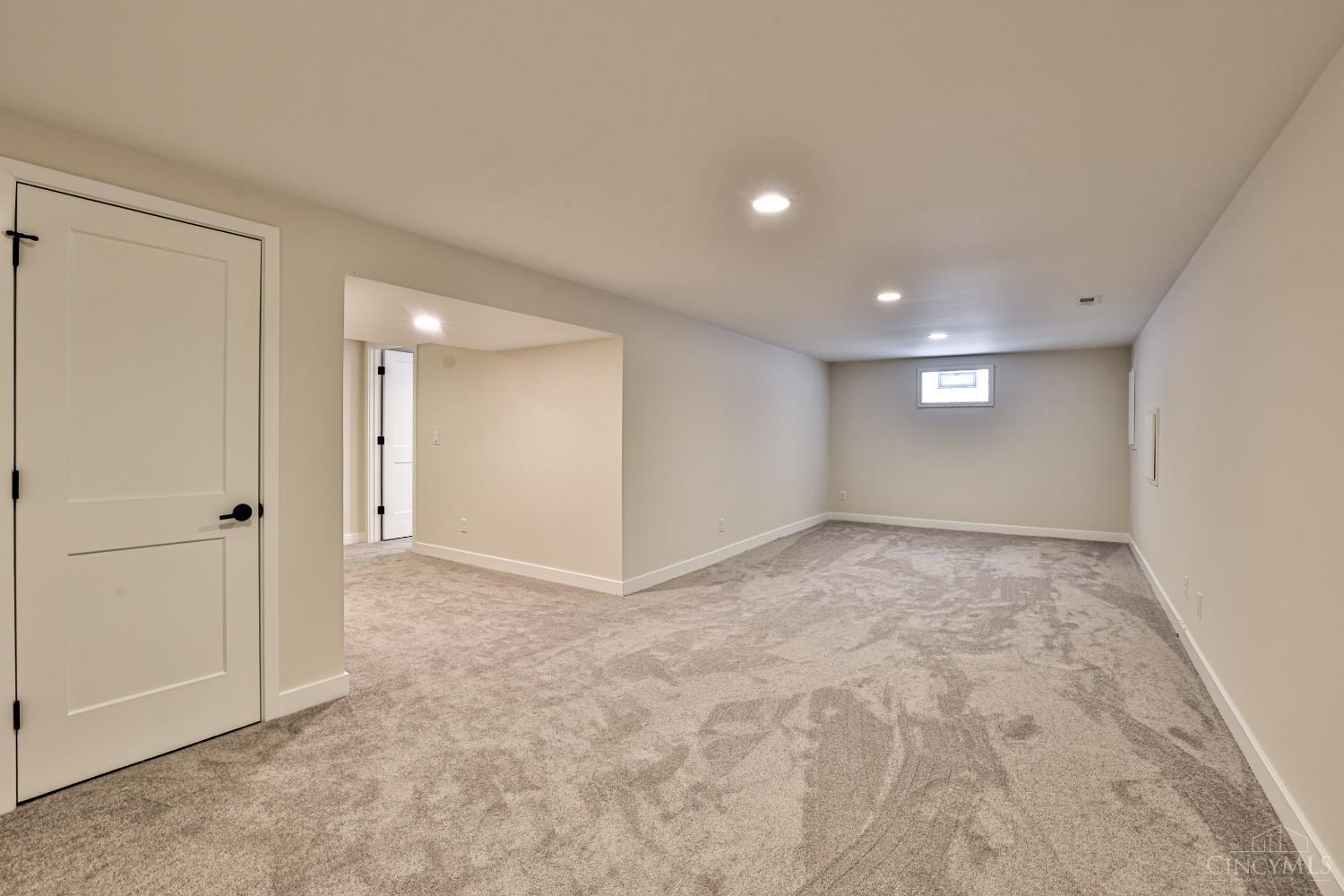 8765 Weller Road Cincinnati, OH 45249 - Photo 36 of 63