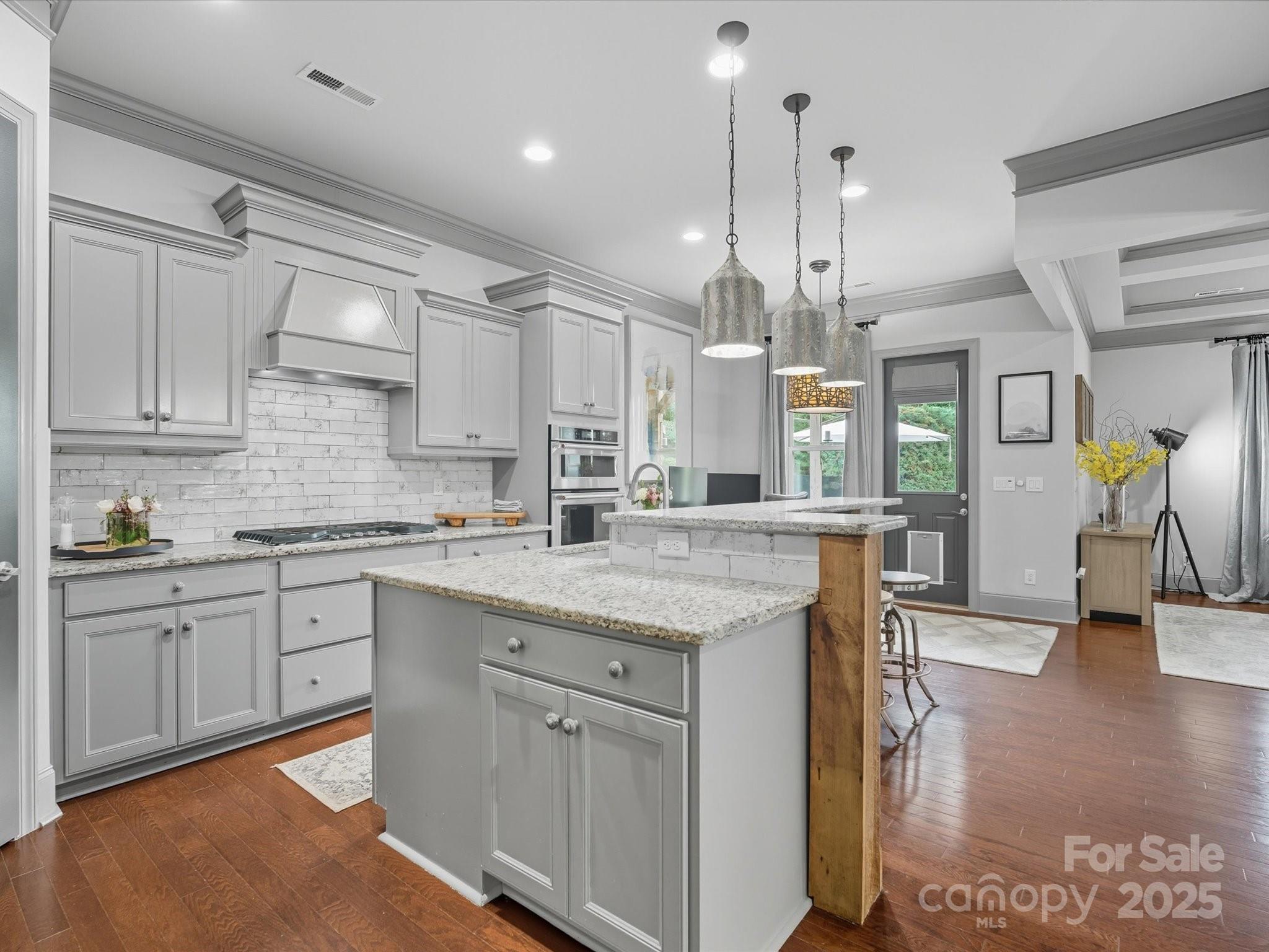9751 Wheatfield Road Charlotte, NC 28277 - Photo 9 of 30 Gallery Image 9