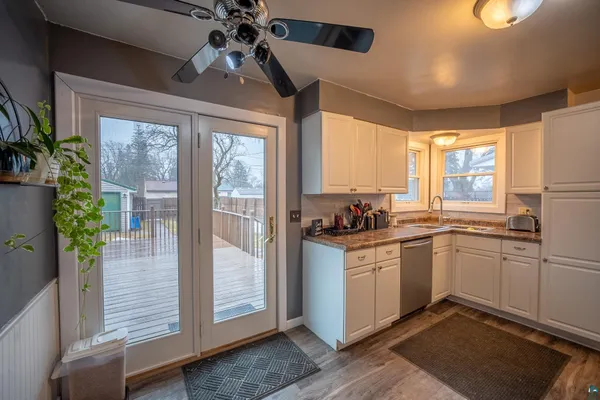 $230,000 | 5506 Tower Avenue, Superior, WI 54880