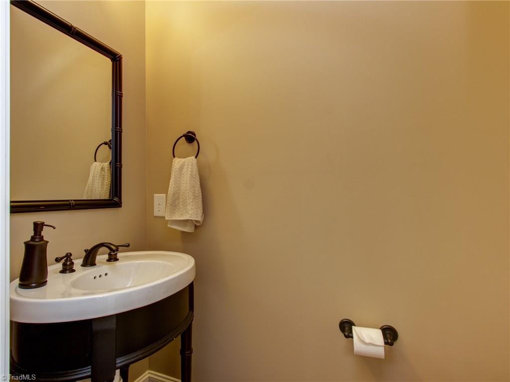 5911 Crutchfield Farm Road Oak Ridge, NC 27310 - Photo 13 of 30 Main level Guest Bathroom.