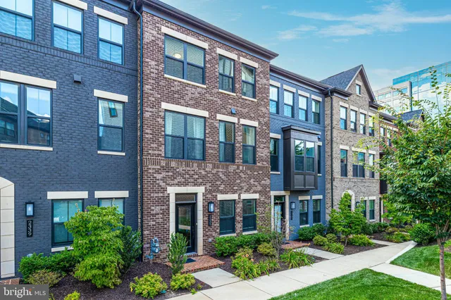 $4,000 | 2335 Water Promenade Avenue, Herndon, VA 20171