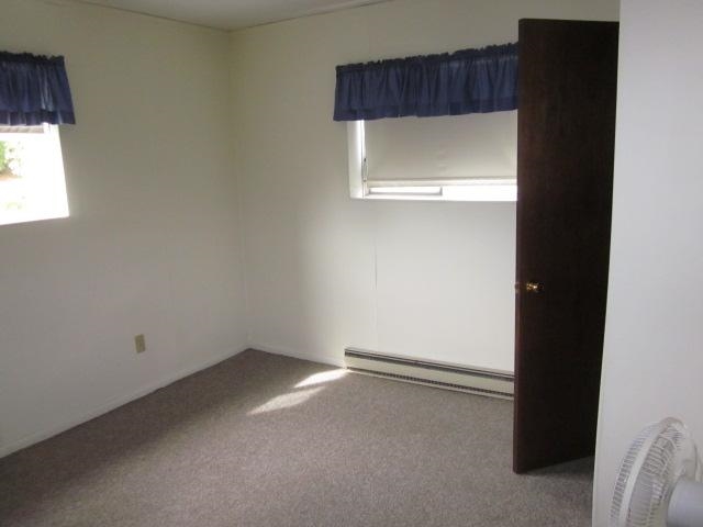 106 Newport Road Lake Summerset, IL 61019 - Photo 10 of 17 an empty room with a window