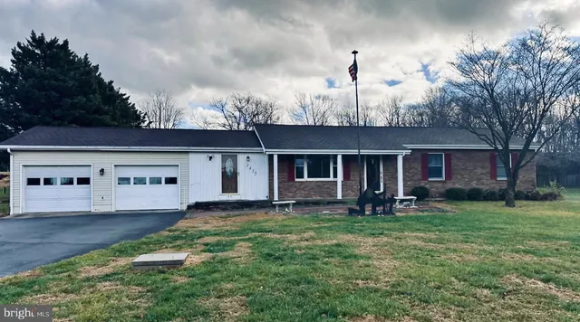 $480,000 | 2415 Doubs Court, Adamstown, MD 21710