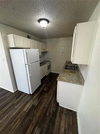 $1,450 | 3536 West Buckingham Road, Unit 421, Garland, TX 75042