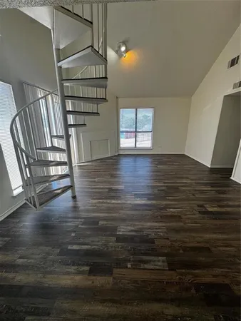 $1,450 | 3536 West Buckingham Road, Unit 421, Garland, TX 75042