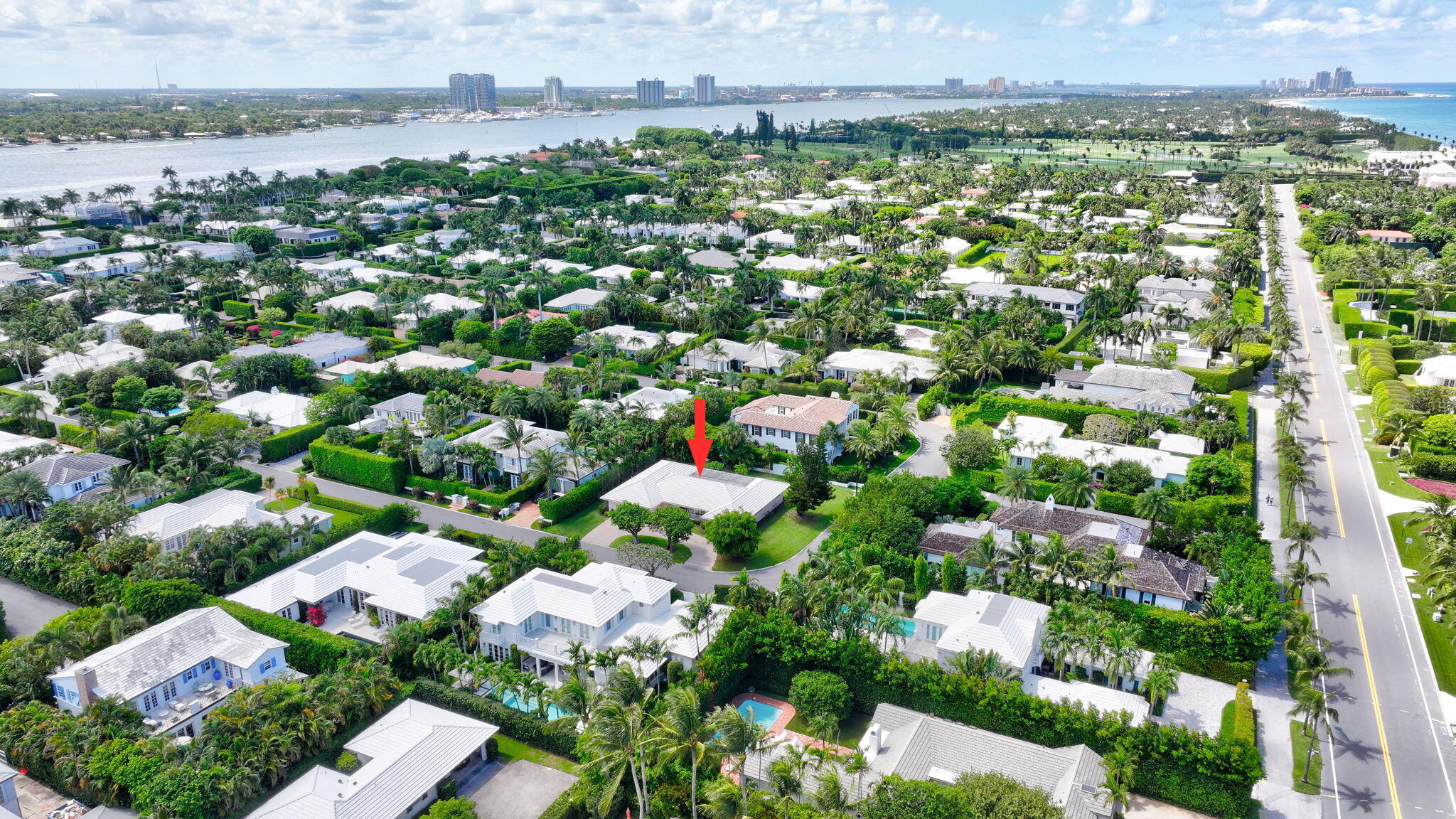 217 Plantation Road Palm Beach, FL 33480 - Photo 21 of 41 53-web-or-mls-DJI_20260518070926_0016_D_