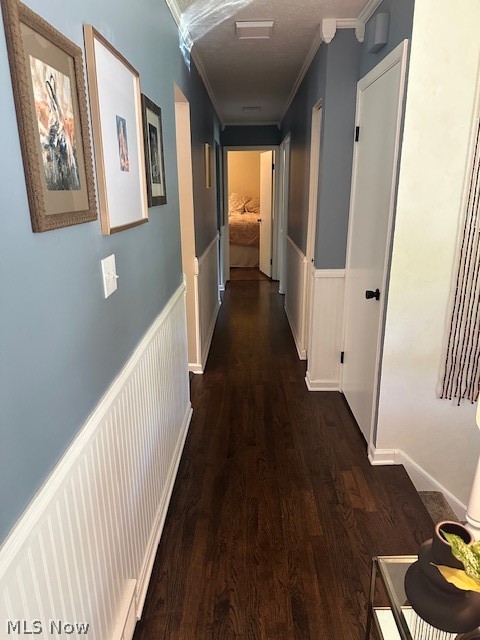 2228 Croydon Road Twinsburg, OH 44087 - Photo 8 of 18 Hallway