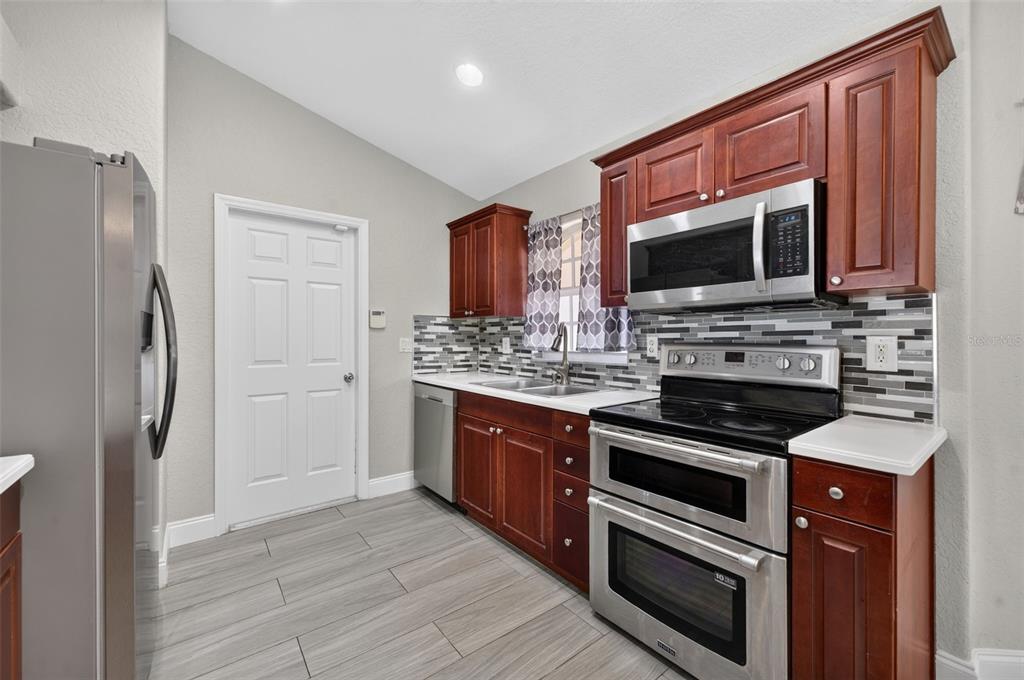3350 Countryside View Drive St. Cloud, FL 34772 - Photo 18 of 39