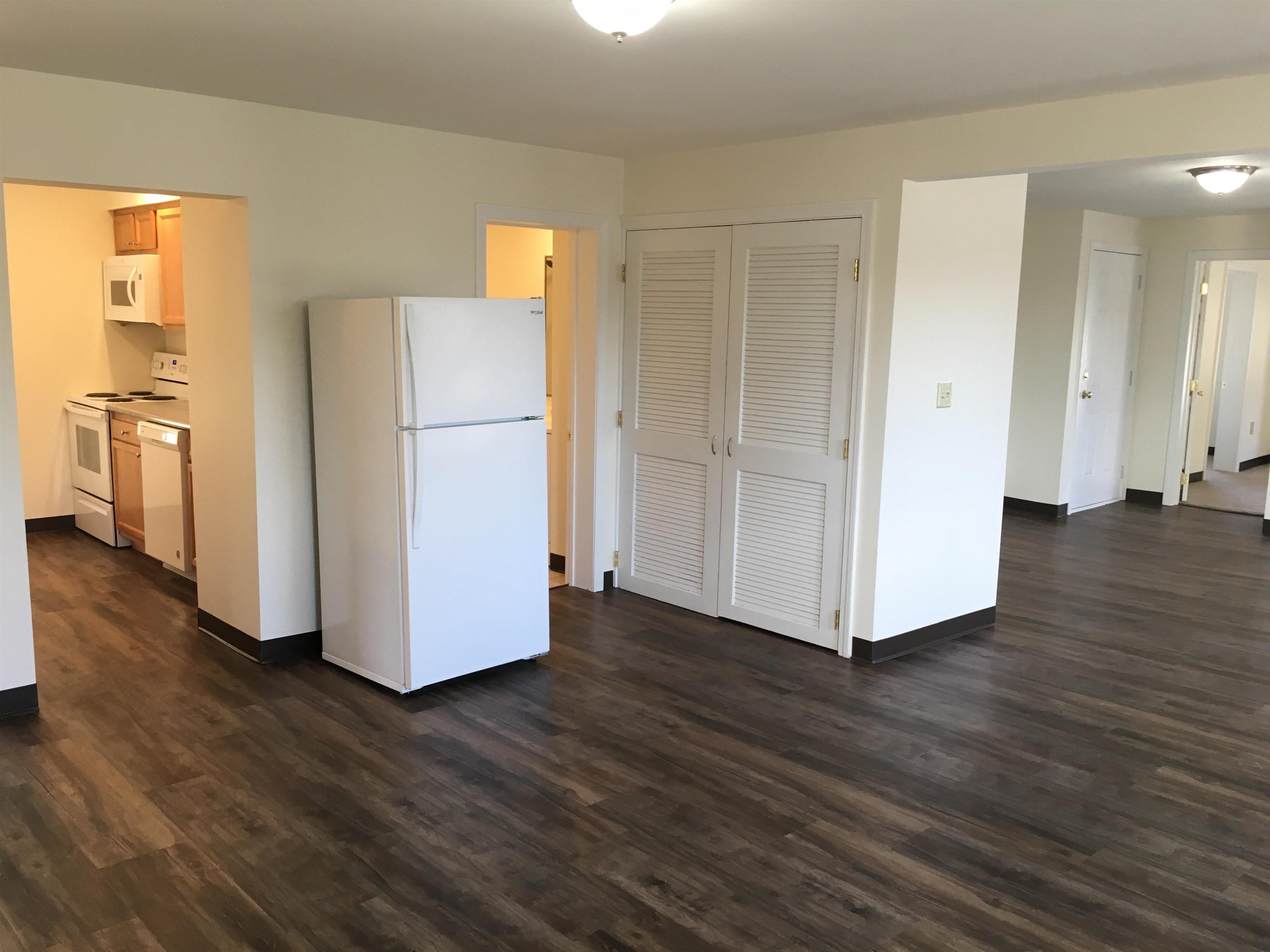 93 Second Street, Unit 3 Manchester, NH 03102 - Photo 27 of 57
