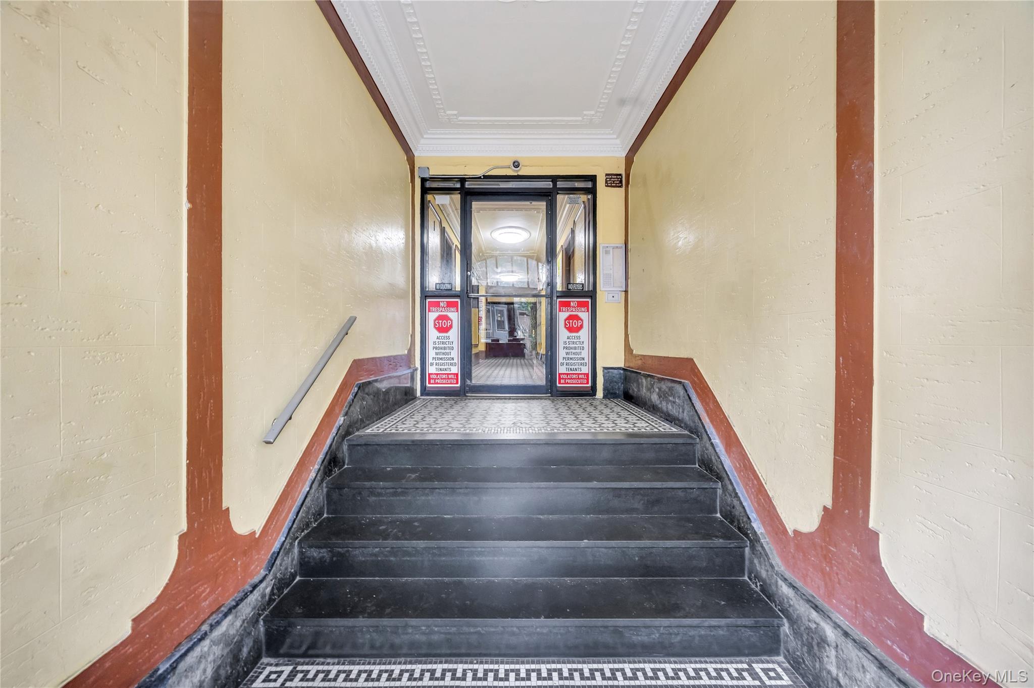 3152 Hull Avenue Bronx, NY 10467 - Photo 3 of 35 a view of entryway