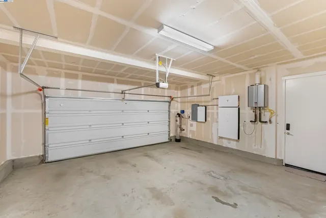 a view of a garage room