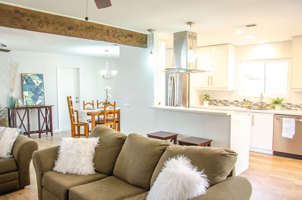 4076 Via Rio Avenue Oceanside, CA 92057 - Photo 6 of 17