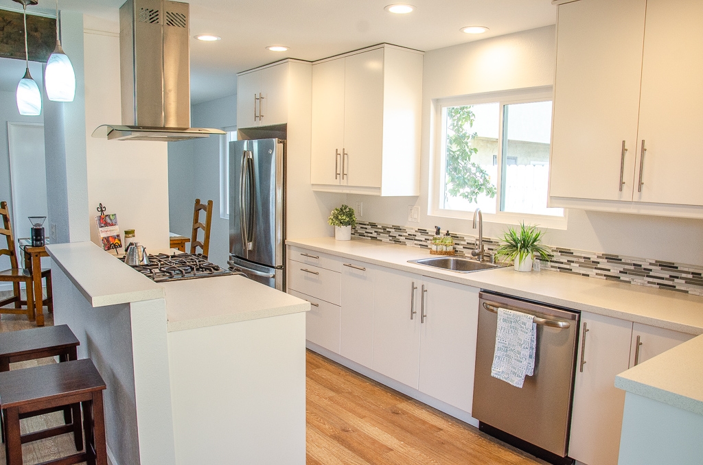 4076 Via Rio Avenue Oceanside, CA 92057 - Photo 7 of 17
