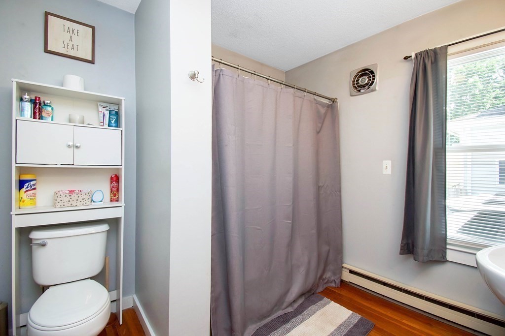 43 Barrison Street Springfield, MA 01109 - Photo 15 of 32