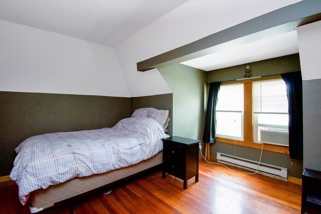 43 Barrison Street Springfield, MA 01109 - Photo 18 of 32