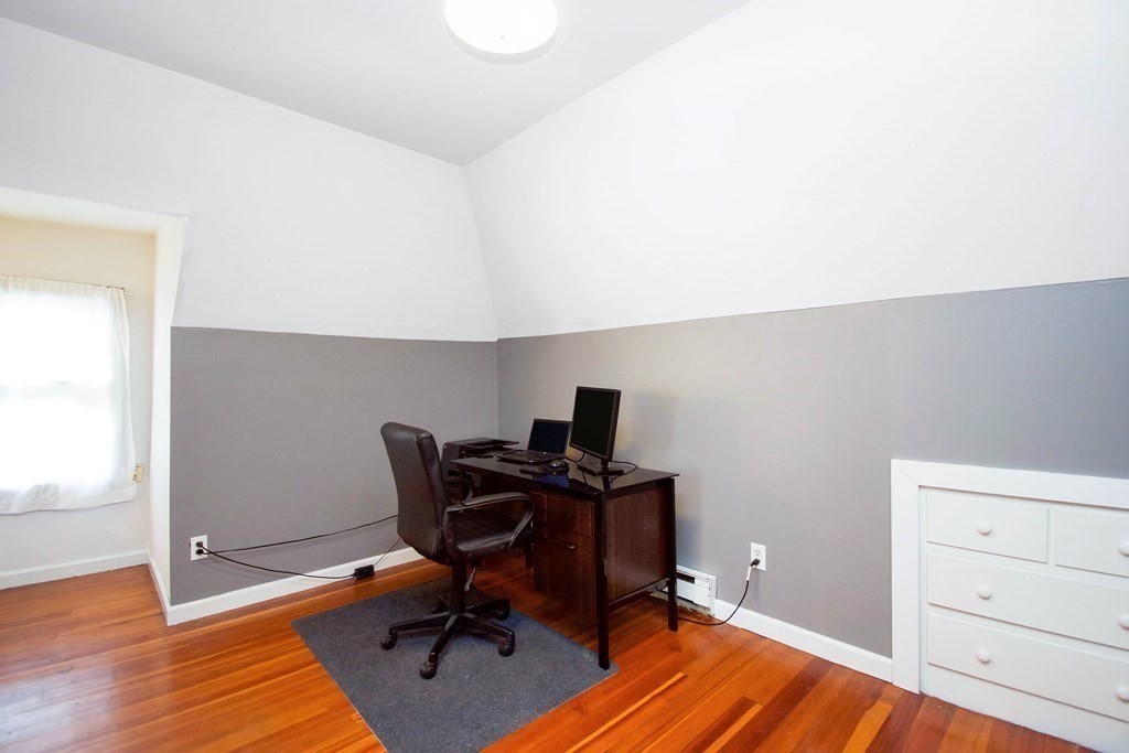 43 Barrison Street Springfield, MA 01109 - Photo 23 of 32