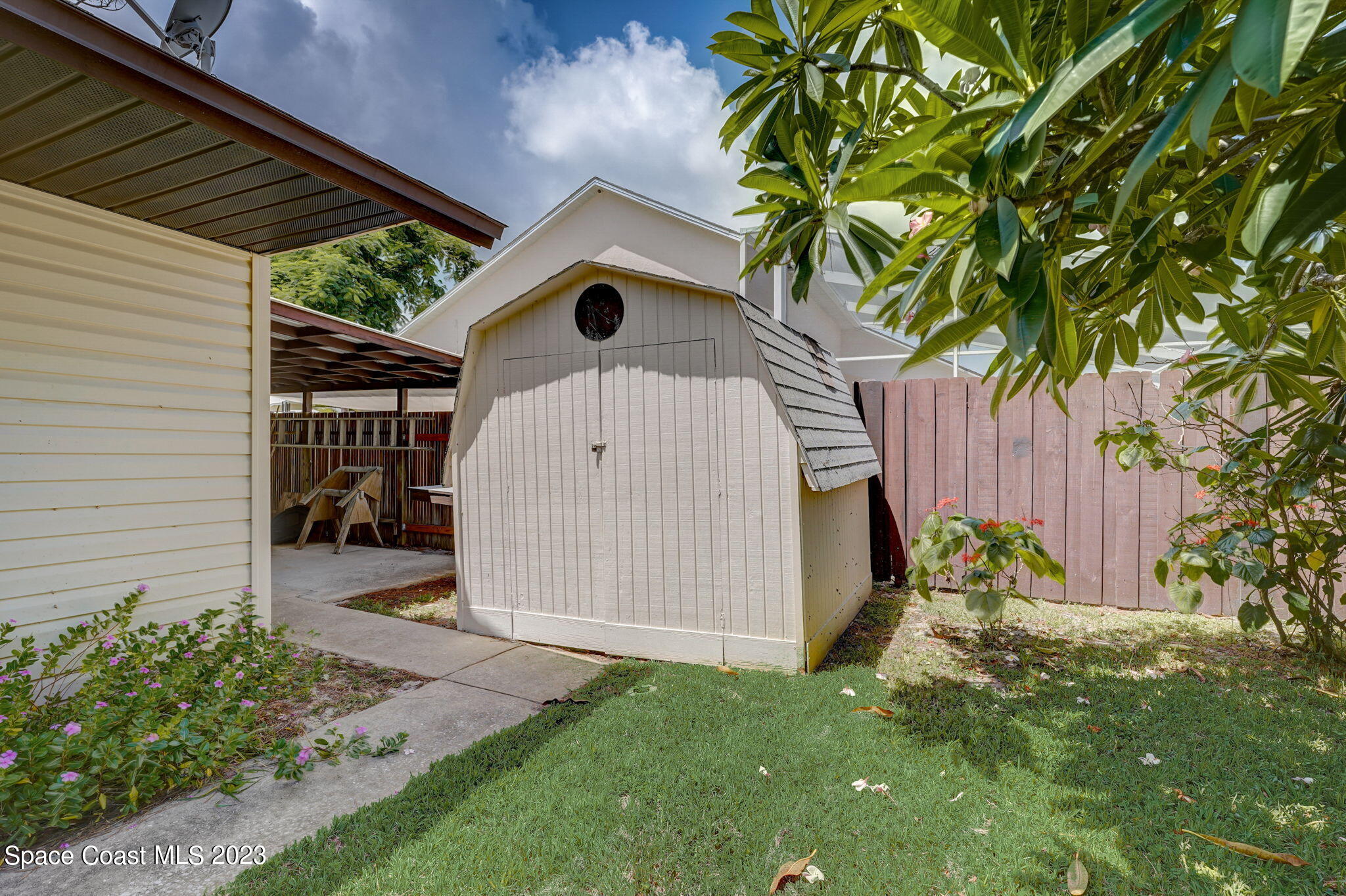 1250 Faulkingham Road Merritt Island, FL 32952 - Photo 10 of 10 a view of a backyard
