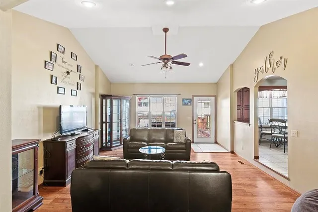 $219,000 | 409 West Gault Street, Carl Junction, MO 64834