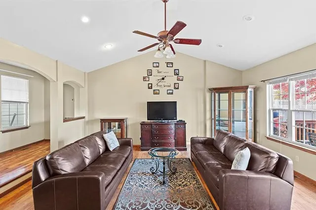 $219,000 | 409 West Gault Street, Carl Junction, MO 64834