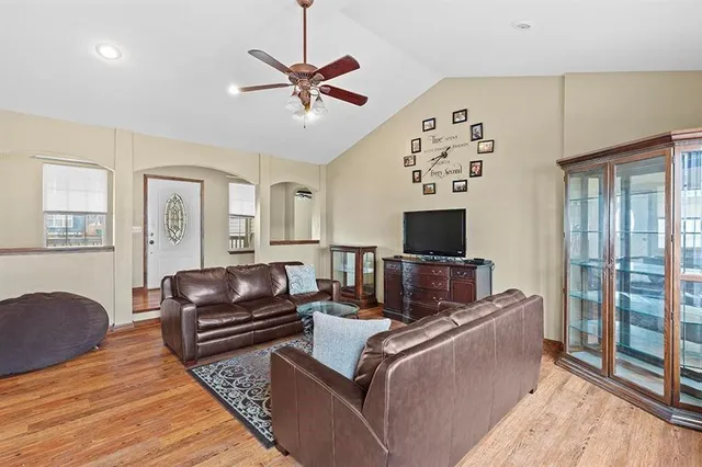 $219,000 | 409 West Gault Street, Carl Junction, MO 64834