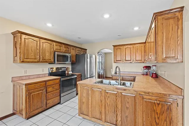 $219,000 | 409 West Gault Street, Carl Junction, MO 64834