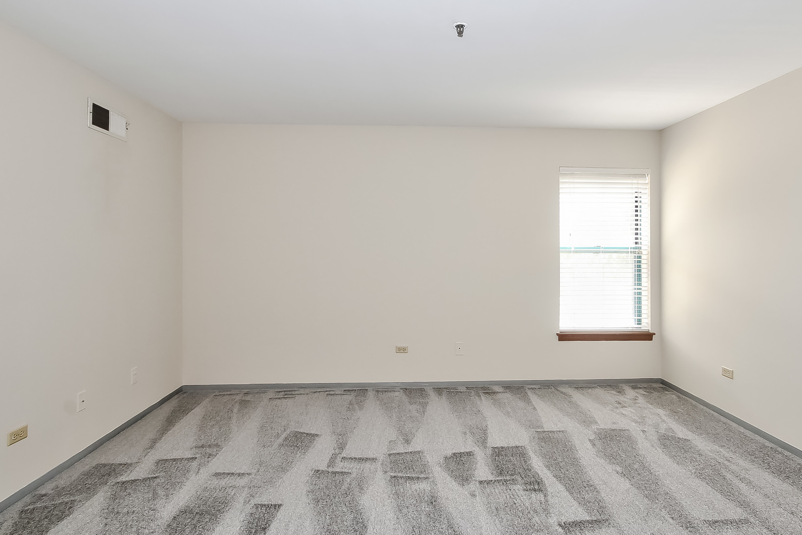 3255 Kirchoff Road, Unit 208 Rolling Meadows, IL 60008 - Photo 14 of 21 wooden floor in a room