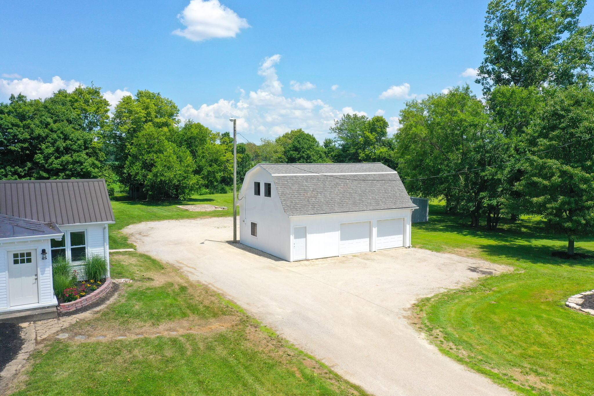 2713 Leonardsburg Road Delaware, OH 43015 - Photo 6 of 65 17-web-or-mls-ACB221CF2BA8946FFC46638F0A