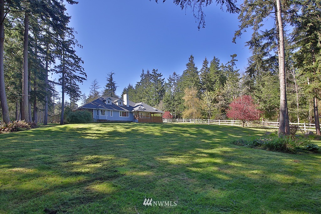 2482 North Bluff Road Greenbank, WA 98253 - Photo 22 of 24 Gallery Image 22