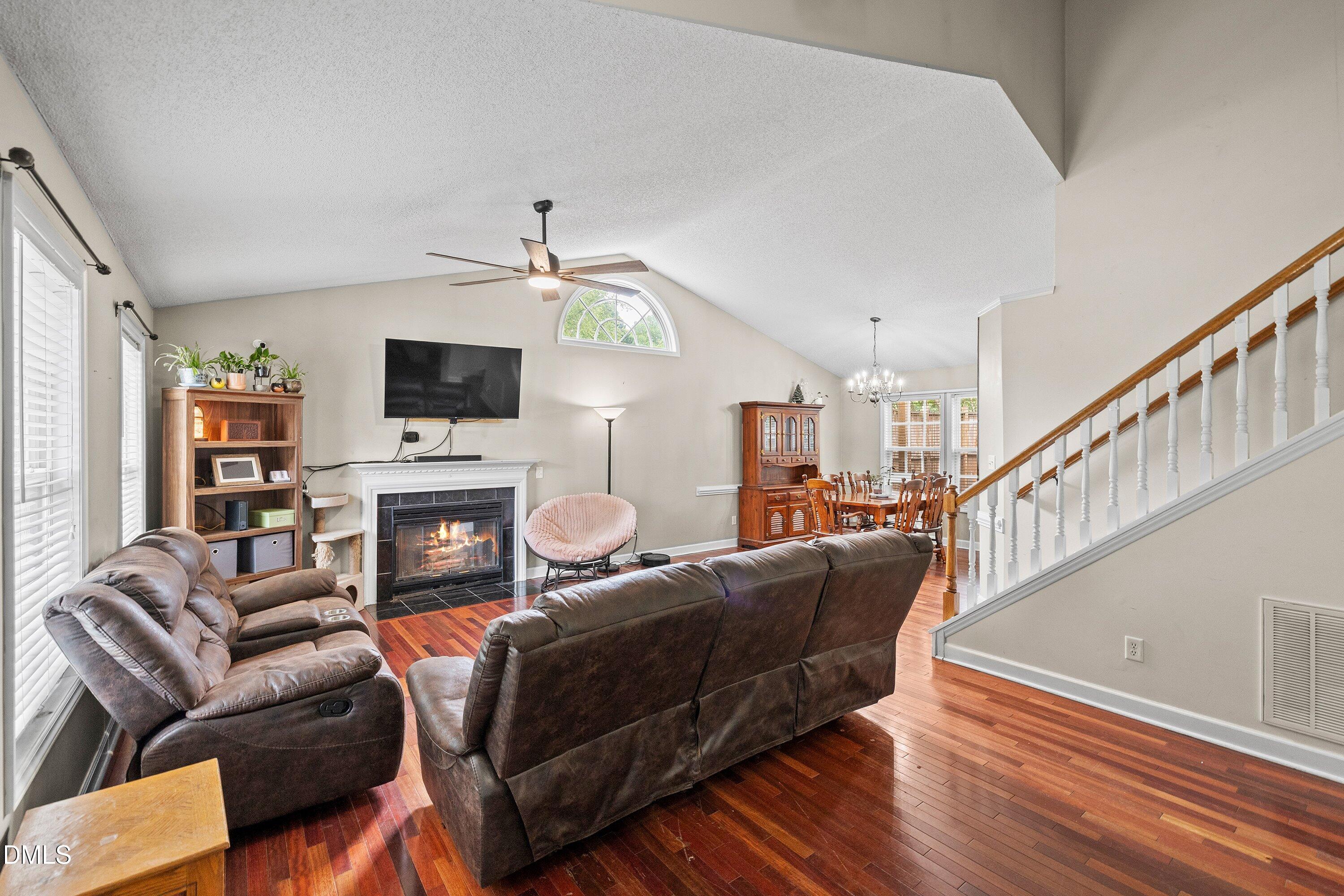 8016 Criswell Crescent Raleigh, NC 27615 - Photo 4 of 43