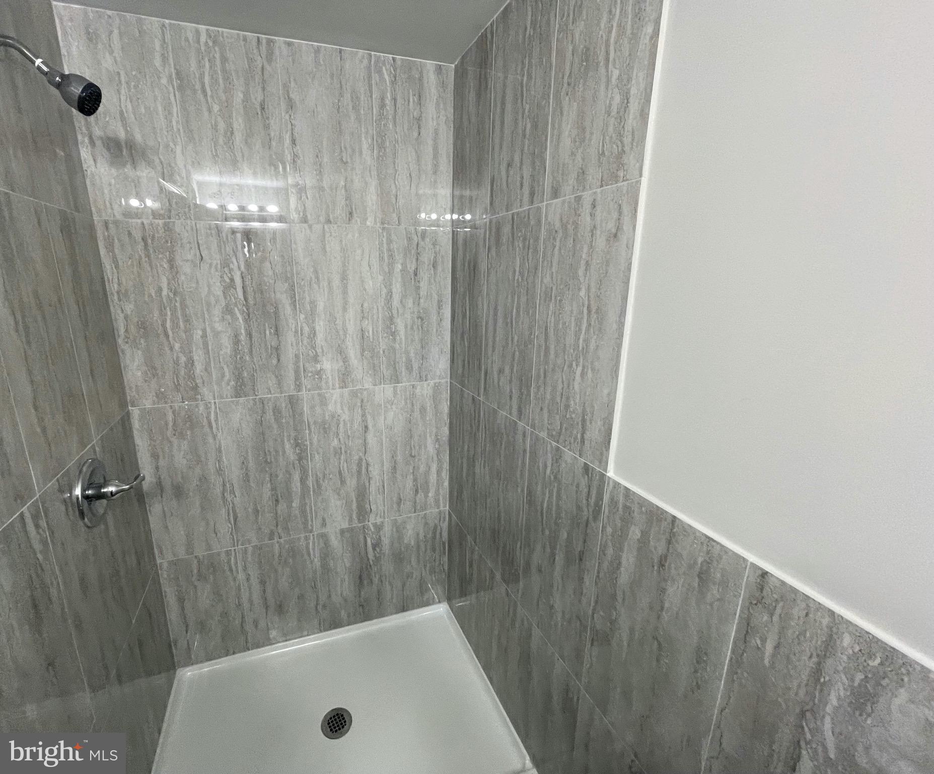 7452 Beverly Road Philadelphia, PA 19138 - Photo 14 of 16 Gallery Image 14