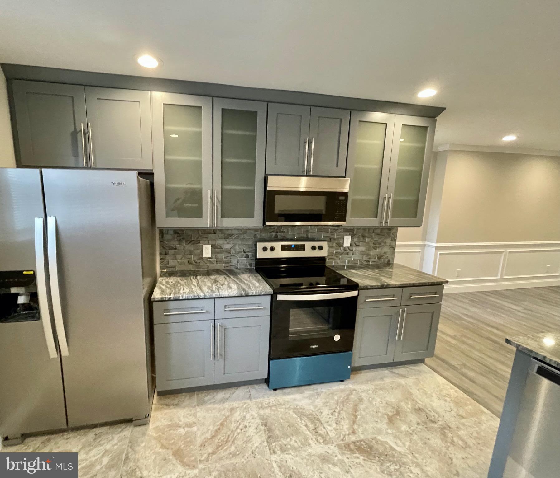 7452 Beverly Road Philadelphia, PA 19138 - Photo 3 of 16 Gallery Image 3