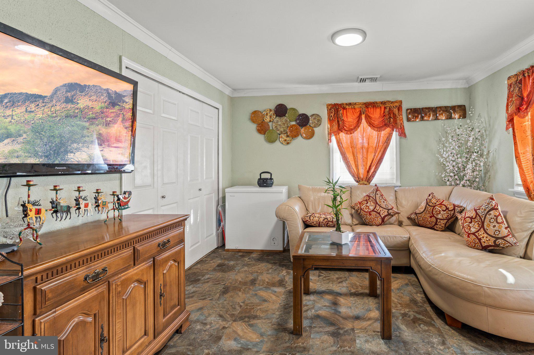 37 Winding Way Road Stratford, NJ 08084 - Photo 11 of 20