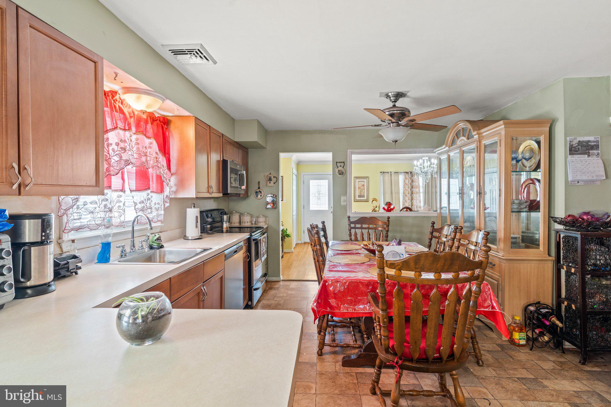 37 Winding Way Road Stratford, NJ 08084 - Photo 10 of 20