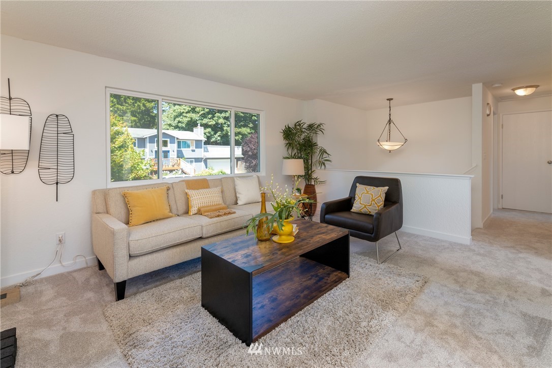 728 204th Street Southeast Bothell, WA 98012 - Photo 3 of 34
