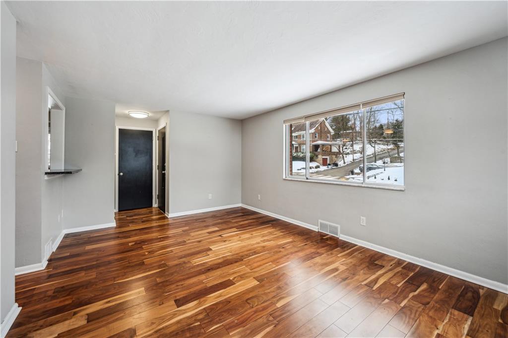 3407 Brighton Road Pittsburgh, PA 15212 - Photo 5 of 25