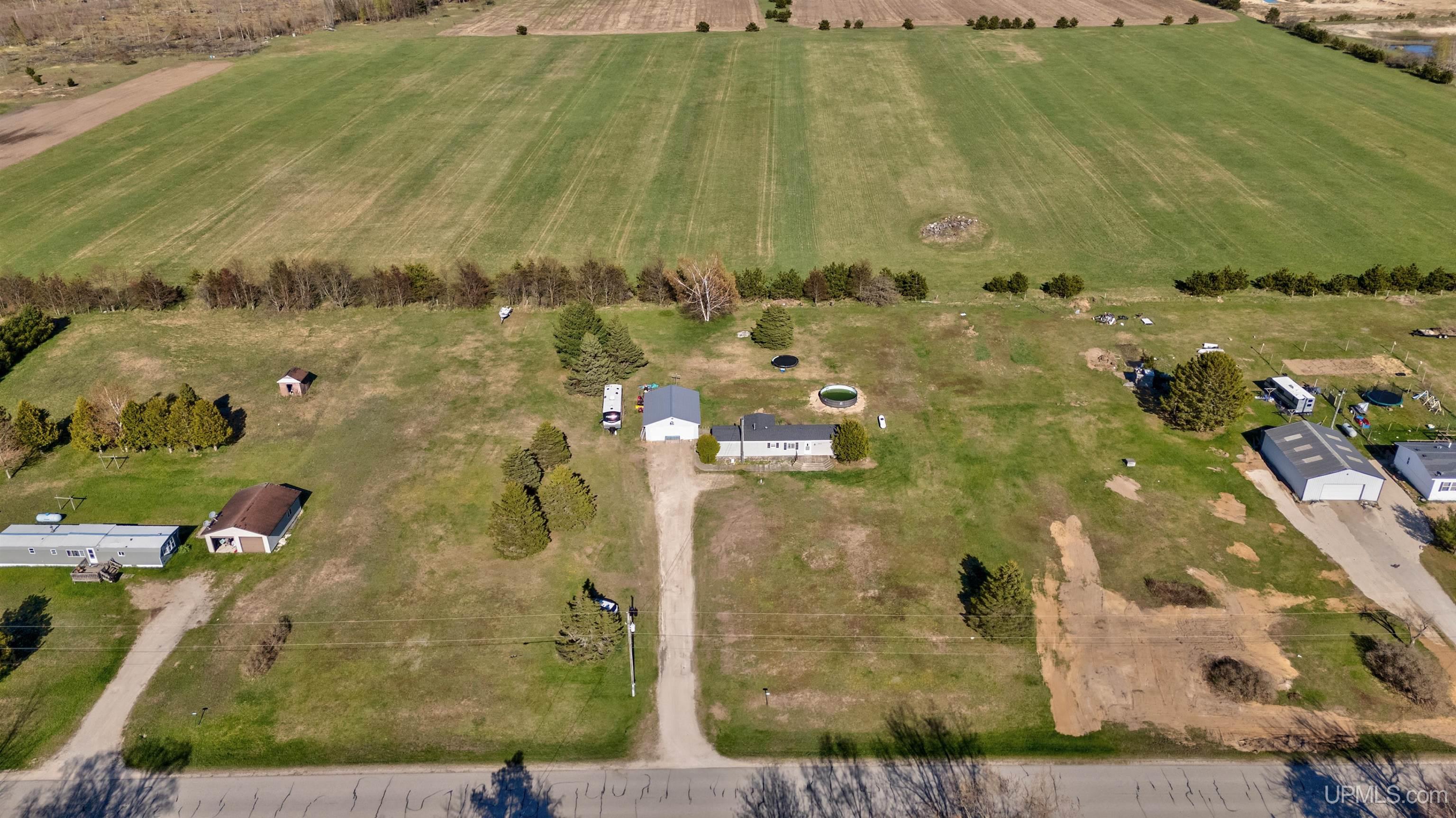 1356 West Kendall Road Manistique, MI 49854 - Photo 27 of 35