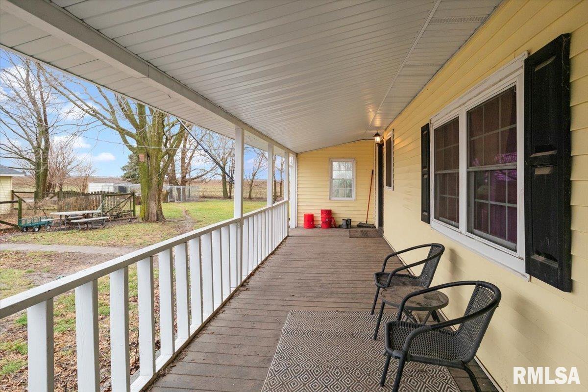 9625 Tip Top Road Chatham, IL 62629 - Photo 3 of 29