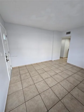 $2,300 | 2270 West 54th Place, Unit 2, Hialeah, FL 33016