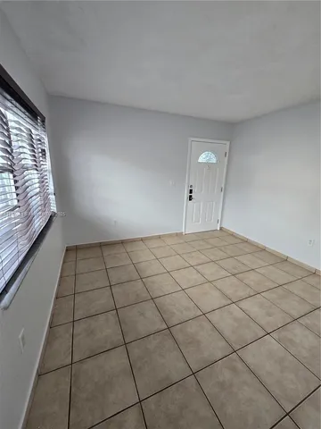 $2,300 | 2270 West 54th Place, Unit 2, Hialeah, FL 33016