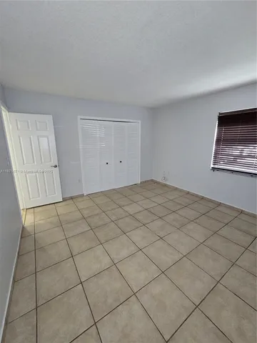 $2,300 | 2270 West 54th Place, Unit 2, Hialeah, FL 33016