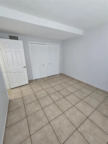 $2,300 | 2270 West 54th Place, Unit 2, Hialeah, FL 33016
