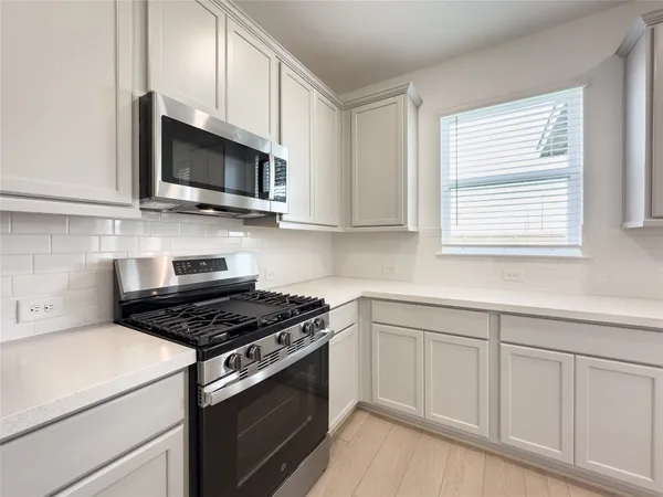 $2,500 | 9726 Westminster Manor Drive, Cypress, TX 77433