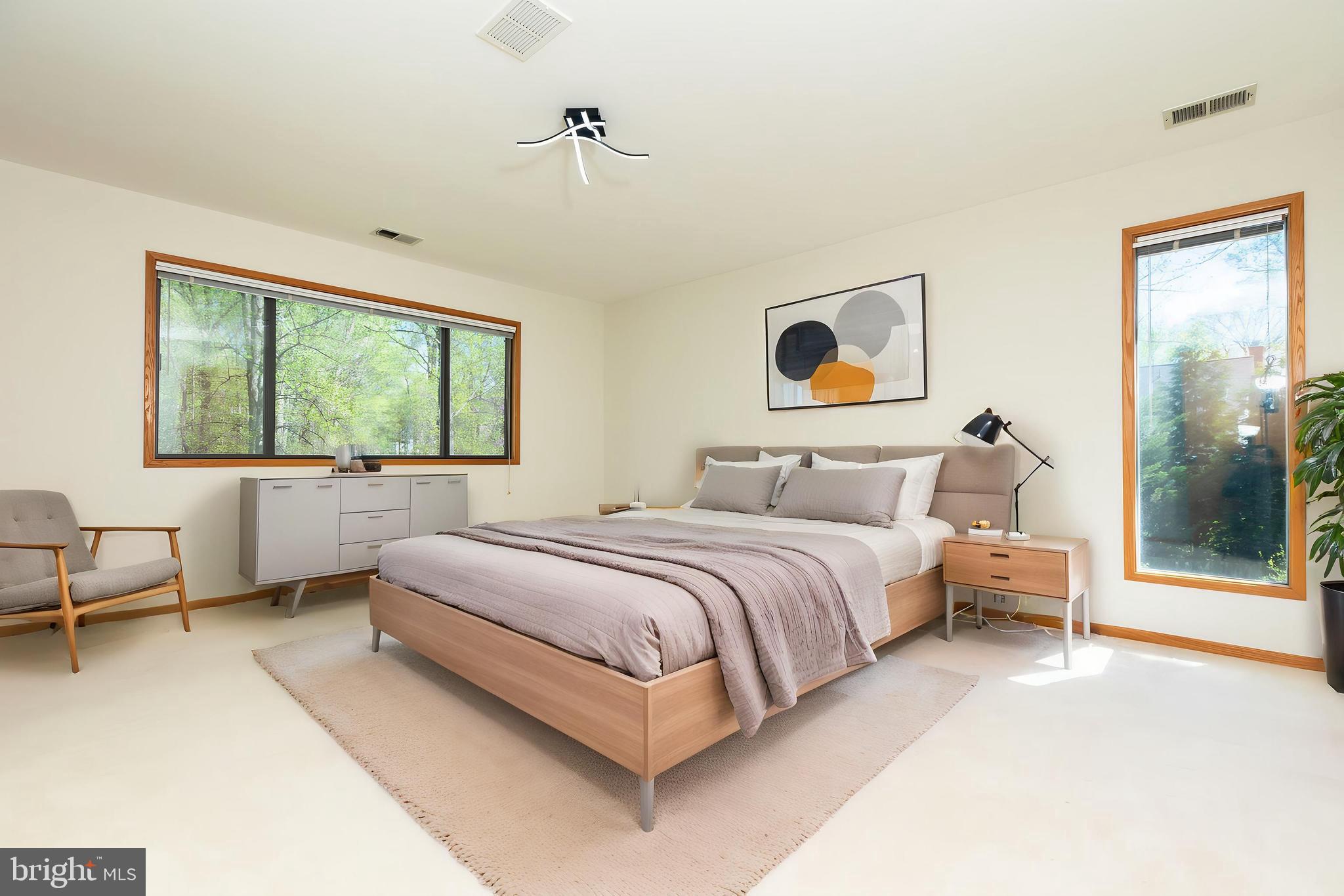 513 Springvale Road Great Falls, VA 22066 - Photo 17 of 95 3rd bedroom (Virtually staged)